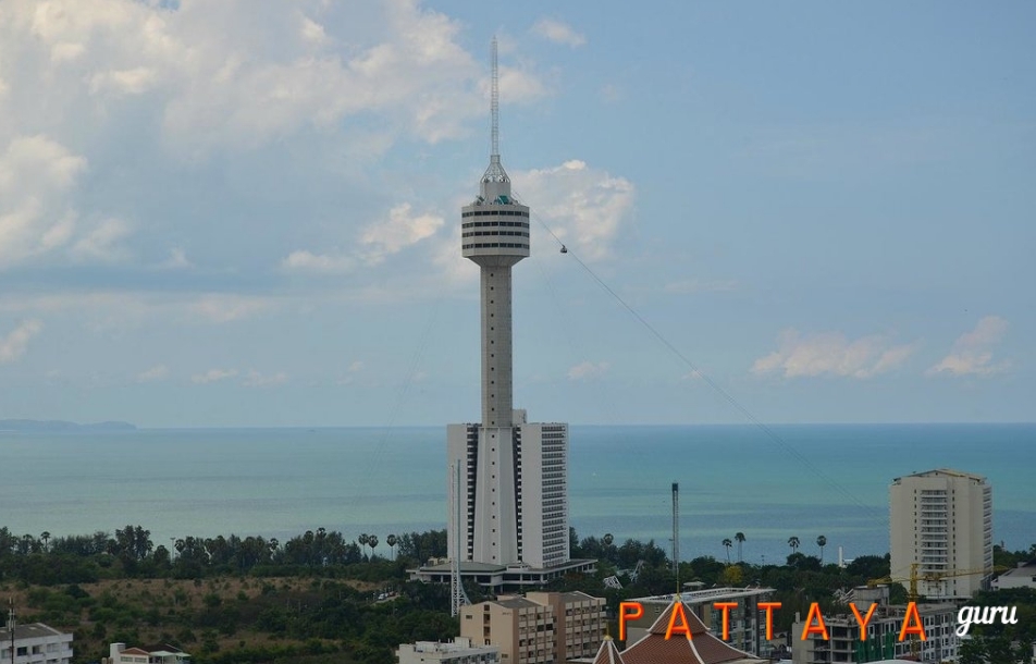 Башня Pattaya Park.jpg