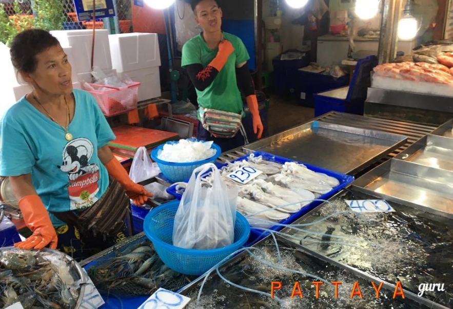 Naklua Fish Market 3.jpg